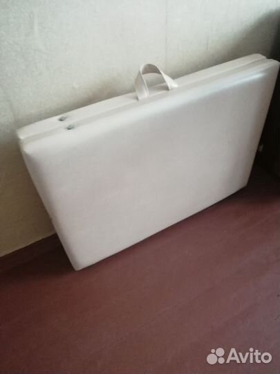 Массажный стол