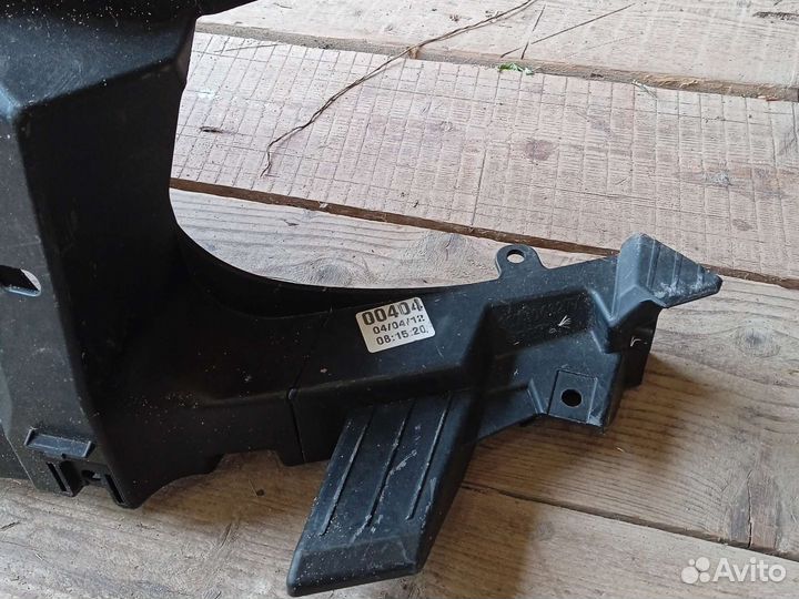 Citroen C4 2011 Усилитель бампера верхний