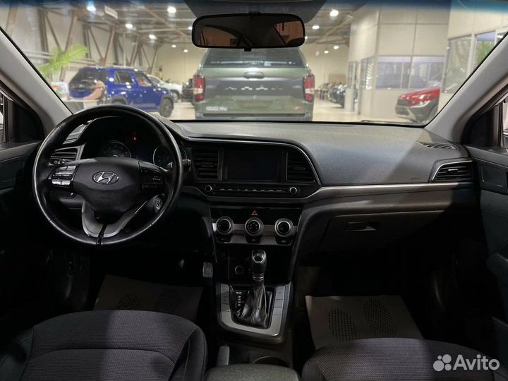 Hyundai Elantra 1.6 AT, 2019, 93 200 км