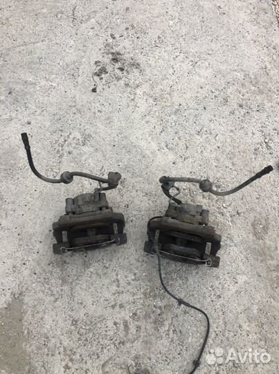 Суппорта передние Mercedes w211 4 matic