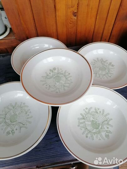 Тарелки суповые на 6 персон