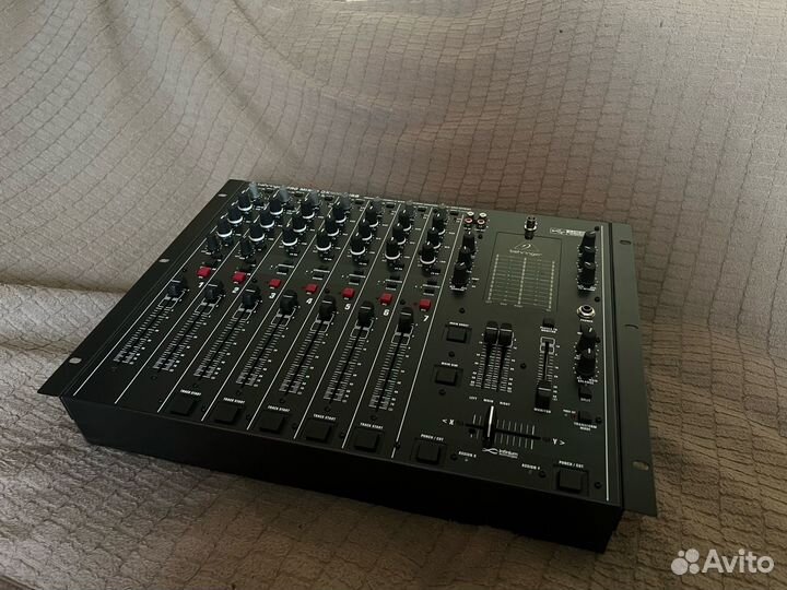 Микшерский пульт Behringer PRO mixer dx2000usb