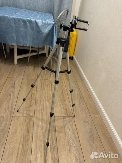 Штатив монопод с кнопкой bluetooth