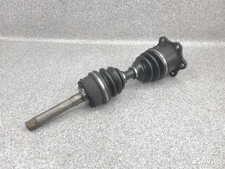 Привод передний Toyota Regius RCH47 3rzfe 2001