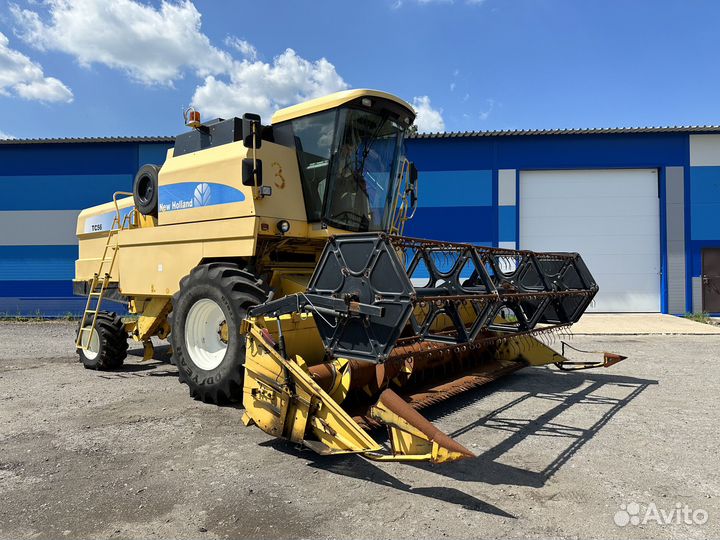 Комбайн New Holland TC 56, 2007