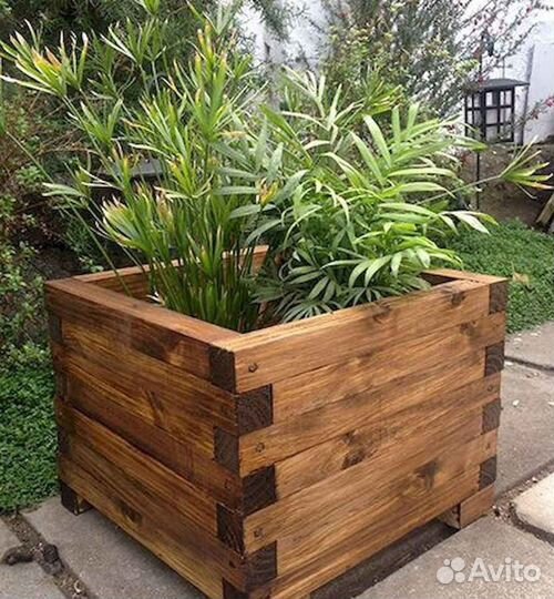 Кашпо для цветов деревянное