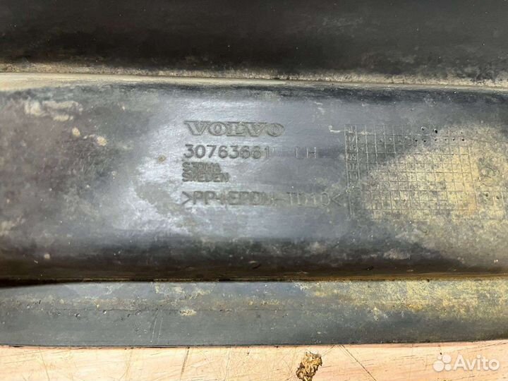Накладка левого порога volvo xc70