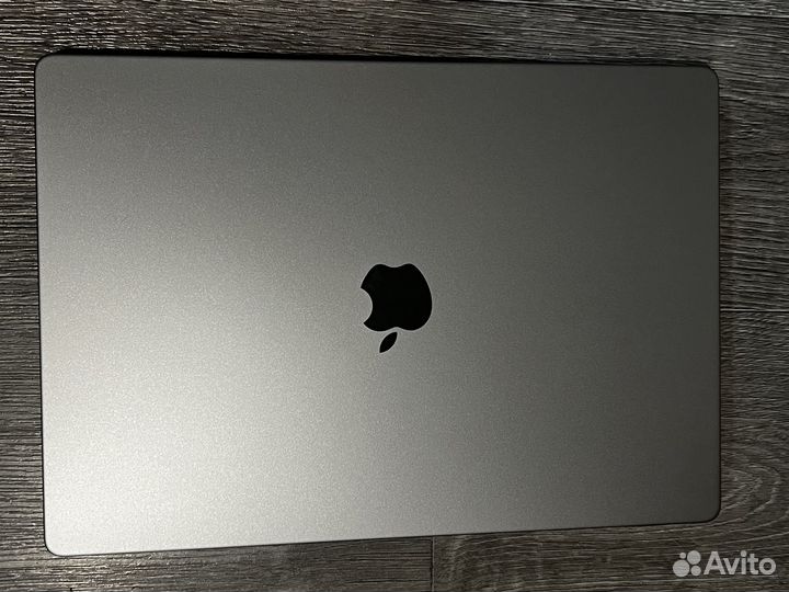 Apple Macbook pro 16 m1 pro, 32гб озу, 512гб SSD