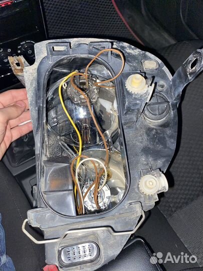 Фара левая priora