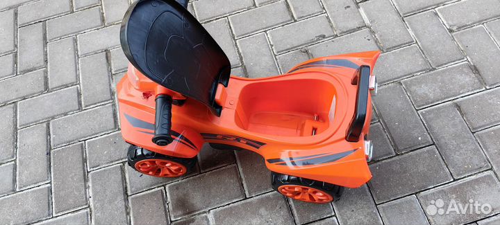 Машинка Каталка