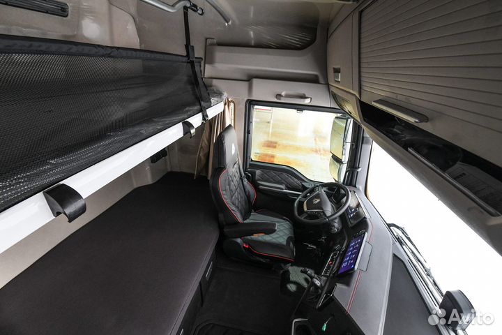 Sitrak ZZ4256V364HE, 2023