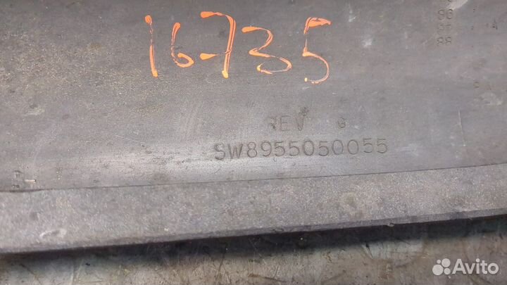 Молдинг крыла левое заднее Jeep Wrangler