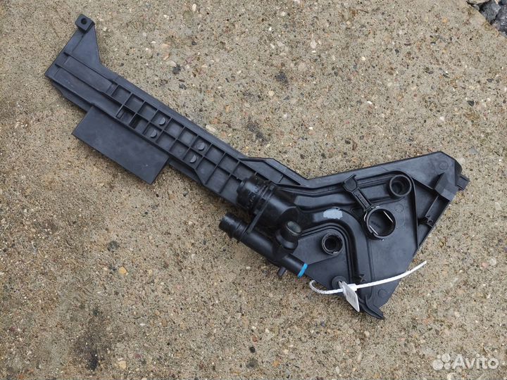 Кассета расширительного бачка бмв х3 е83