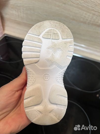 Кроссовки детские 22 размер
