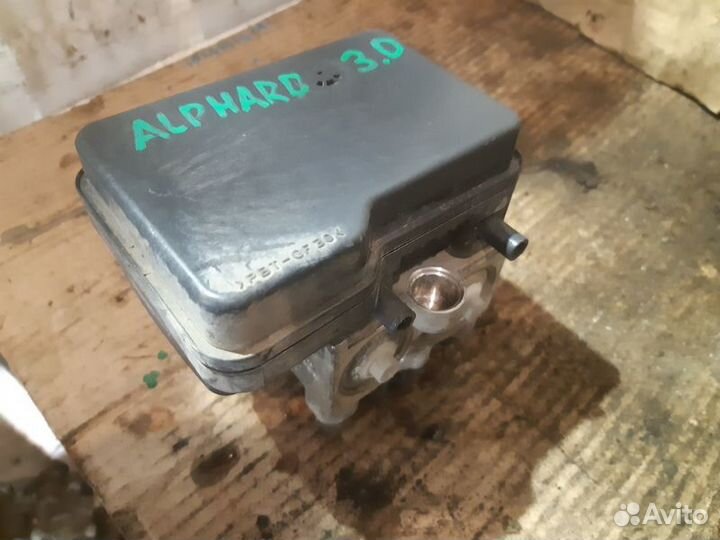 Блок ABS Toyota Alphard V 3.0 v6