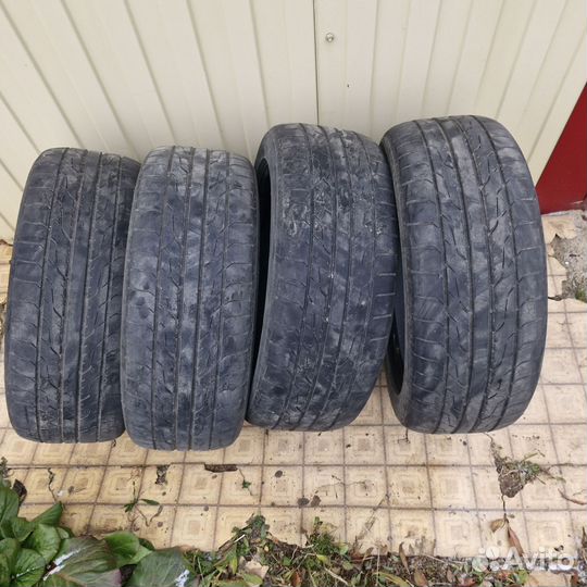 Toyo TYDRB 215/50 R17