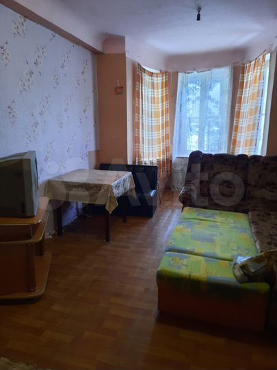 Комната 20 м² в 3-к., 2/2 эт.