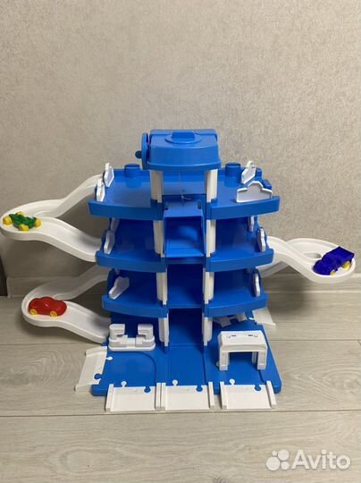 Парковка, гараж полесье