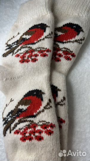 Теплые шерстяные носочки со снегирями