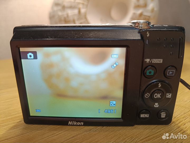 Nikon coolpix S2500