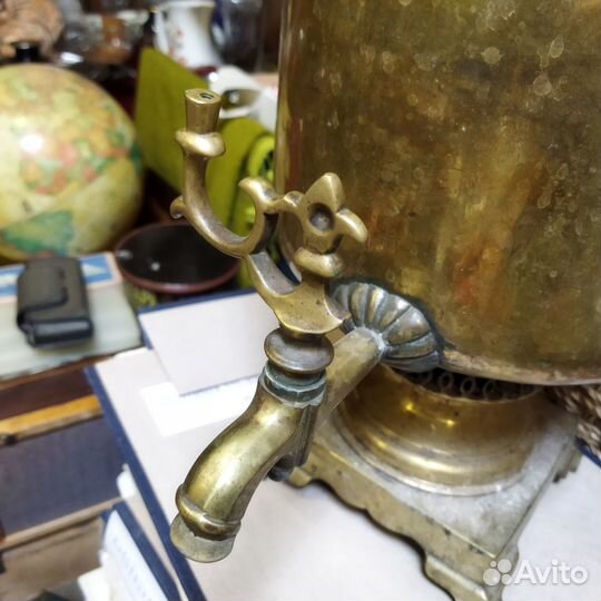 Старинный самовар на углях с медалями до 1917