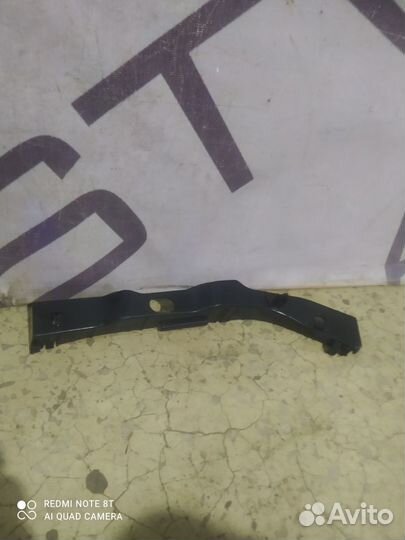 Кронштейн бампера передний правый Geely MK