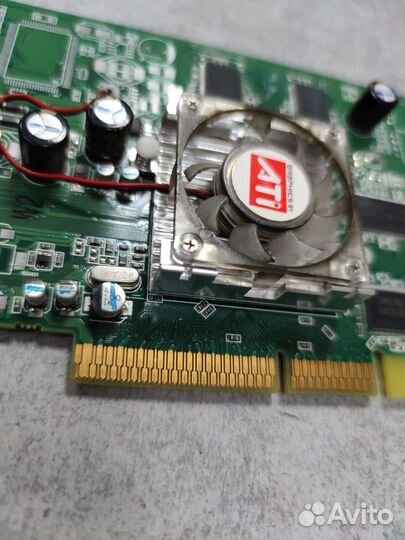 Видеокарта AGP ATI radeon 9600
