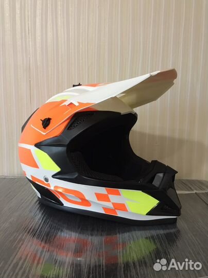 Шлем Кроссовый и Эндуро