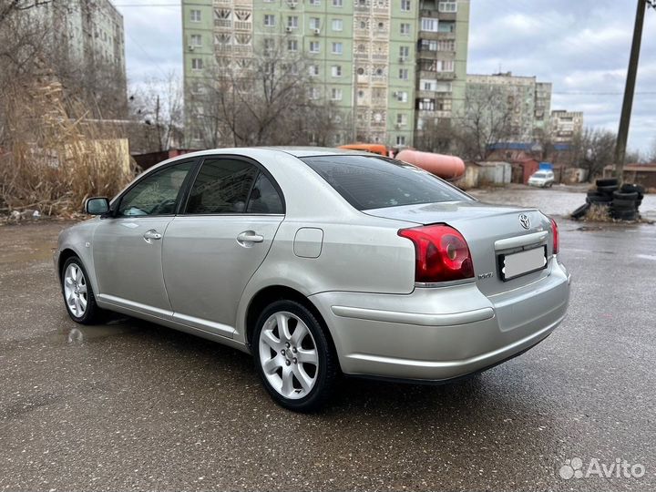 Toyota Avensis 2.4 AT, 2006, 200 000 км