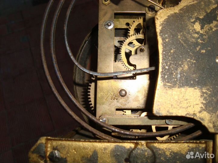 Часы антикварные настенные с боем Le Roi a Paris