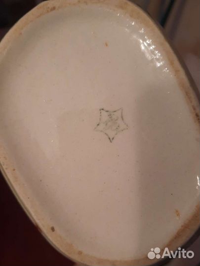 Статуэтка фарфор