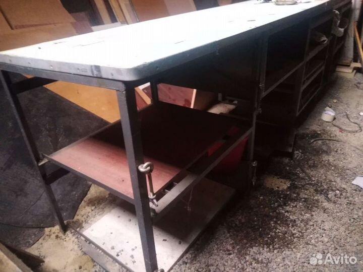 Стеллаж стол металический