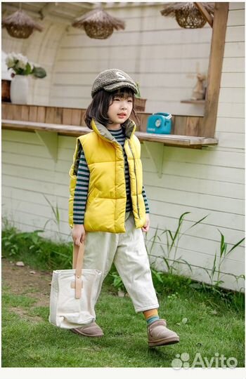 Жилетка детская новая 116, 134