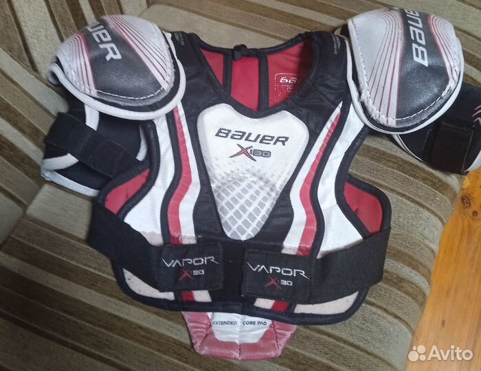 Нагрудник хоккейный