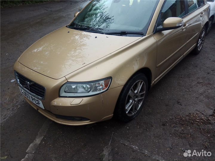 Разбор на запчасти Volvo S40 2004