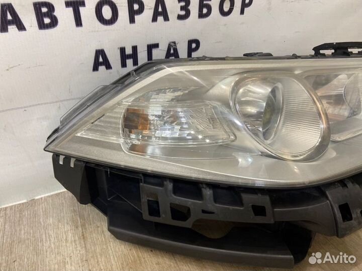 Фара передняя правая Renault Megane 2 BM1R K4MD812