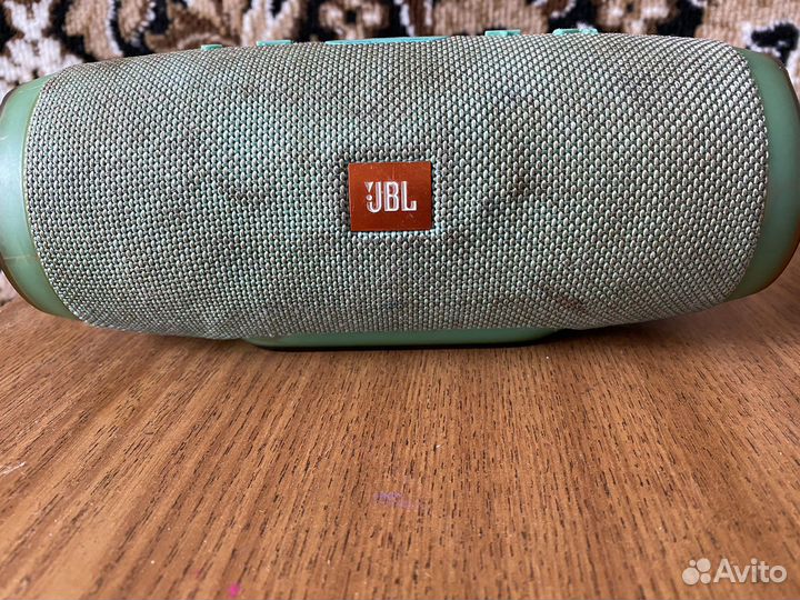 Колонка jbl charge 3