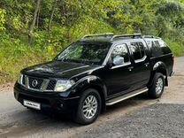 Nissan Navara 2.5 AT, 2007, 260 000 км, с пробегом, цена 930 000 руб.