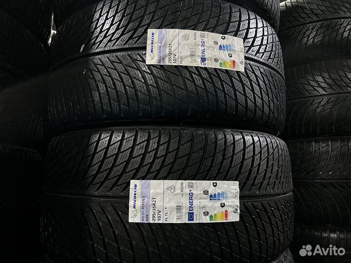 Michelin Pilot Alpin 5 295/35 R21 и 285/40 R20 106V