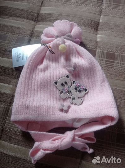Шапка для девочки новая
