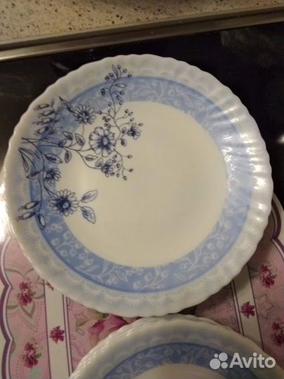 Набор тарелок