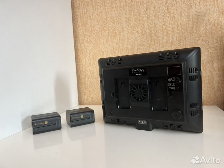 Видеосвет Yongnuo YN600L + NP-F970