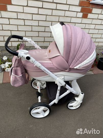 Продам коляску 3 в 1 Adamex Barletta