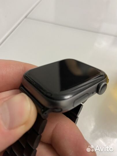 Часы apple watch 4 44mm nike+