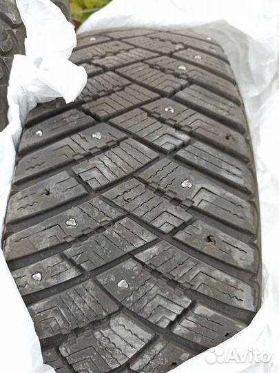 Goodyear Ultragrip Ice Arctic 195/65 R15