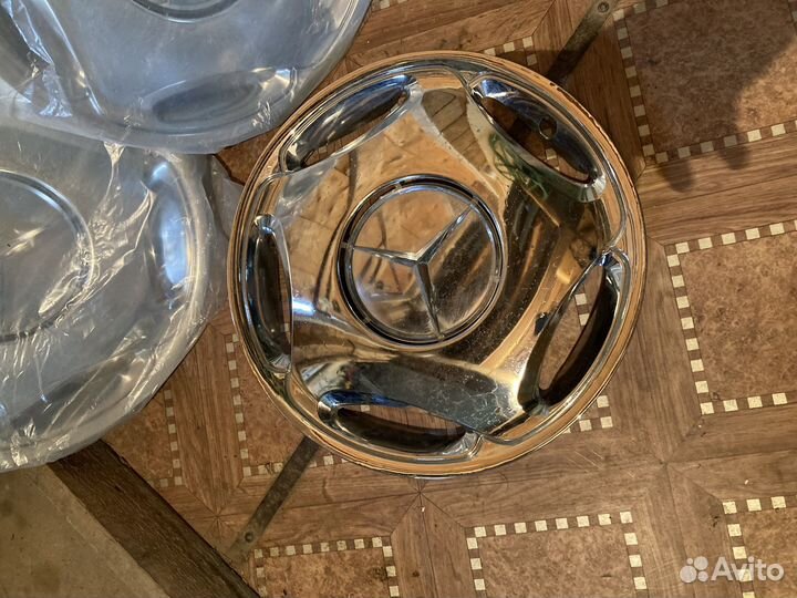 Колпаки на колеса,mercedes