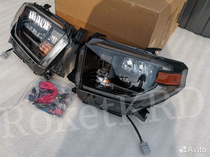 Фары Toyota Tundra с 2013 г LED в Наличии