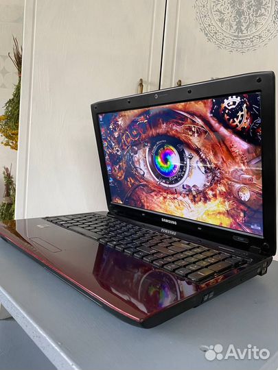 Быстрый Samsung/Core i5/8гб/SSD+HDD