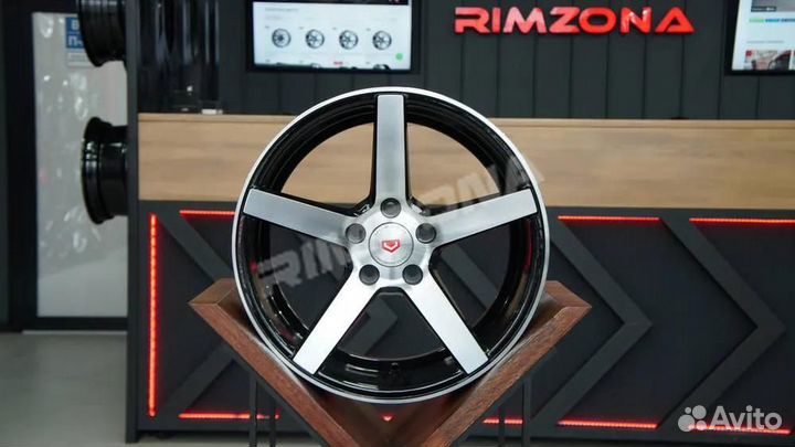 Литой диск в стиле vossen R15 5x100. Стильный брен