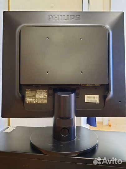 Монитор philips